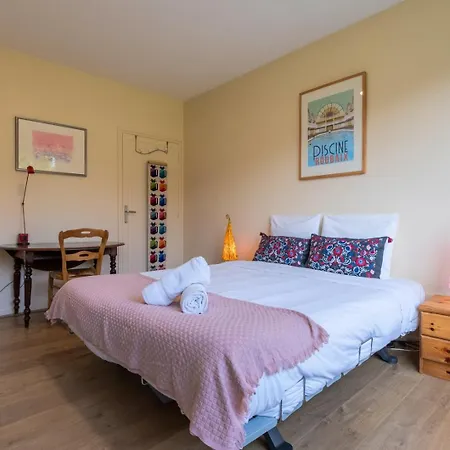 2 Bedroom With Parking, 5 Minutes From Lille *