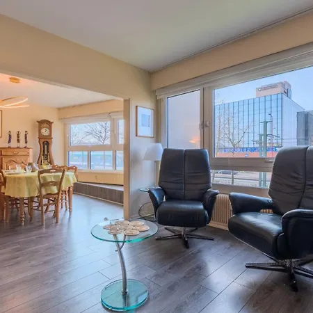 2 Bedroom With Parking, 5 Minutes From Lille Appartement Marcq-en-Baroeul