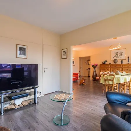 Apartment 2 Bedroom With Parking, 5 Minutes From Lille Marcq-en-Baroeul
